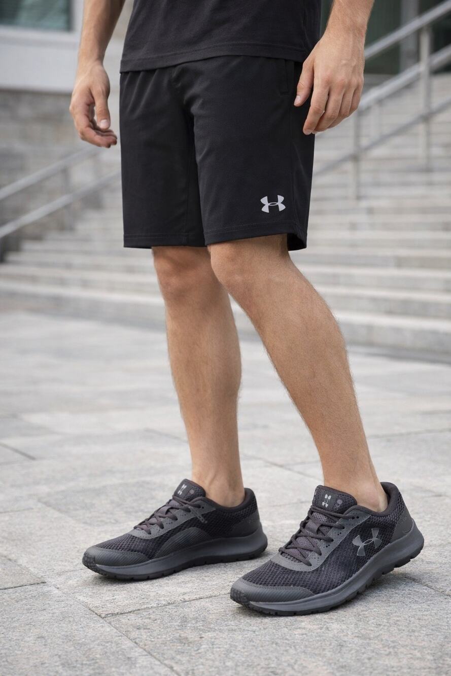 Under Armour Mens UA Surge 3 Running Shoes Cross Training Blackout Sz 10.5 New
